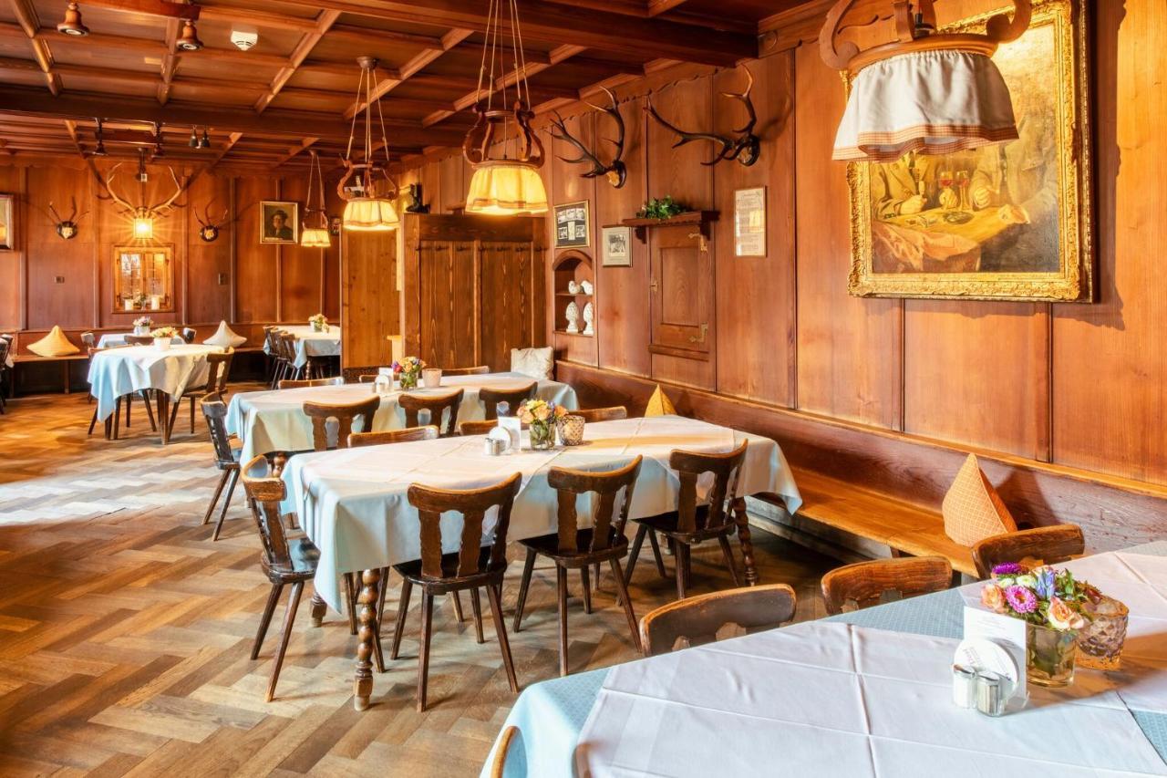 Hotel Gasthof Alte Post Holzkirchen Холцкирхен Екстериор снимка