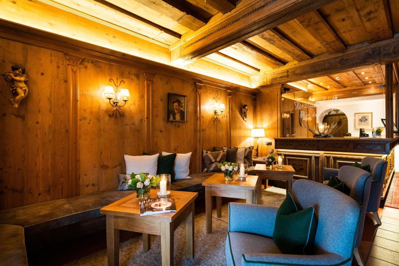 Hotel Gasthof Alte Post Holzkirchen Холцкирхен Екстериор снимка