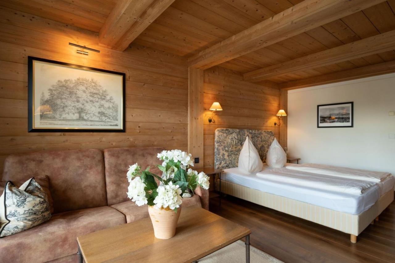 Hotel Gasthof Alte Post Holzkirchen Холцкирхен Екстериор снимка