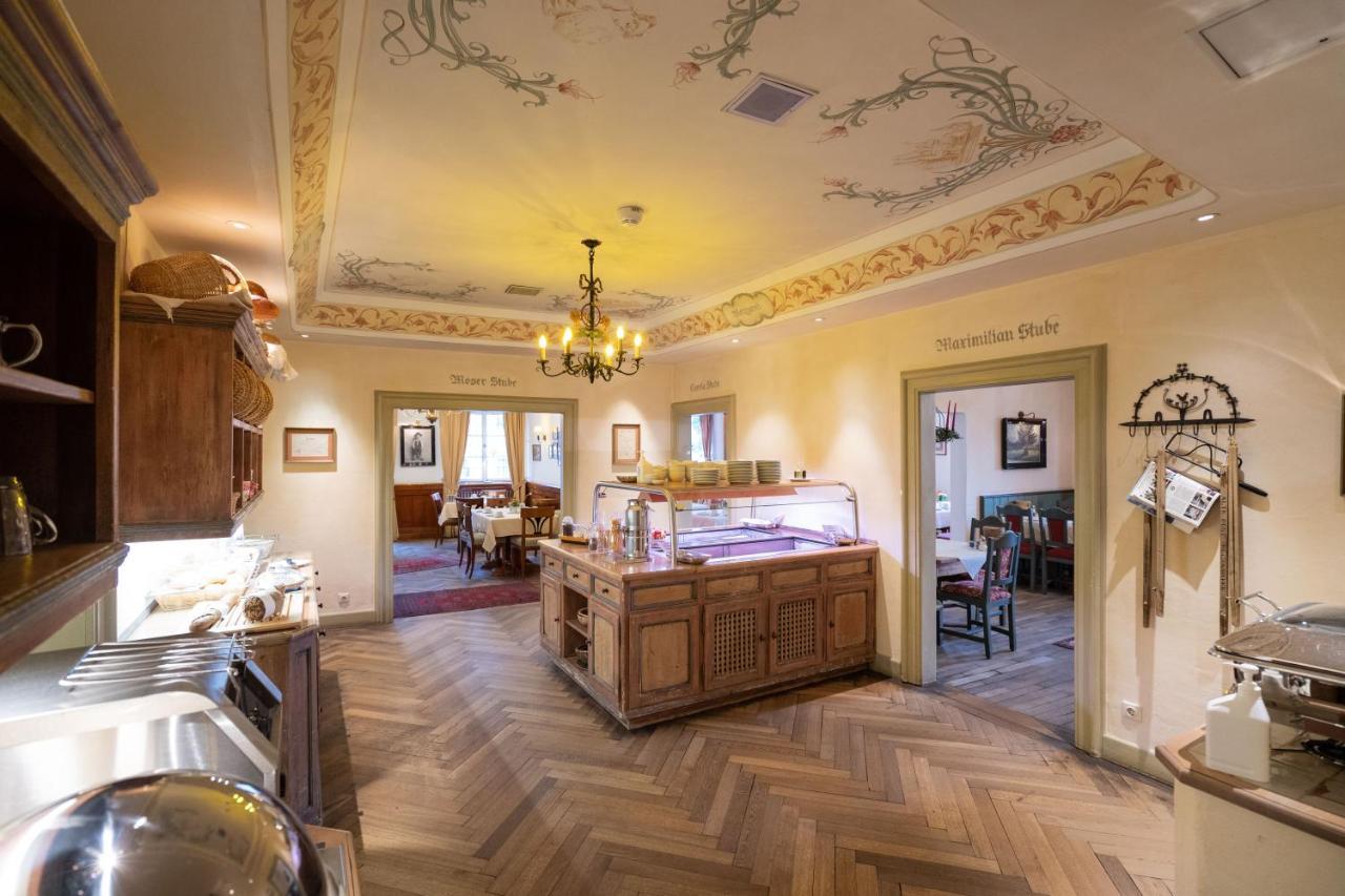 Hotel Gasthof Alte Post Holzkirchen Холцкирхен Екстериор снимка