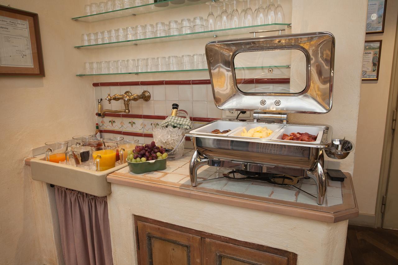 Hotel Gasthof Alte Post Holzkirchen Холцкирхен Екстериор снимка